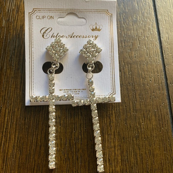 New Silver Cross Rhinestone Clip Earrings - Picture 1 of 2
